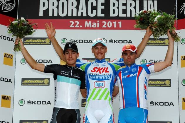 Podium v.l.n.r. - 2. Giacomo NIZZOLO ( ITA Team Leopard - Trek ) - 1. Marcel KITTEL ( GER Skil - Shimano ) - 3. Alexej MARKOV ( RUS National Team Russland ) - Event: ProRace Berlin - Velothon 2011 - Location: Berlin - Deutschland - Europa - Datum: 22.05.2011 - Contact