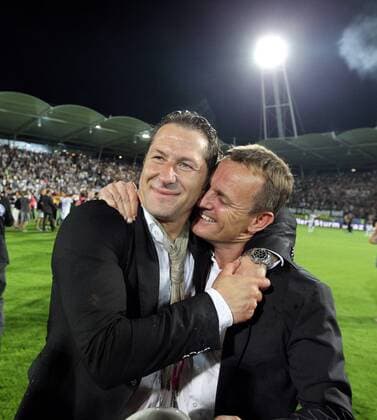 FUSSBALL - BL, GRAZ,AUSTRIA,25.MAI.11 - FUSSBALL - tipp3 Bundesliga powered by T-Mobile, Jubel und Freude, Meisterschaft des SK Sturm Graz --- Bild zeigt den Jubel von Trainer Franco Foda und Präsident Gerald Stockenhuber (Sturm). 