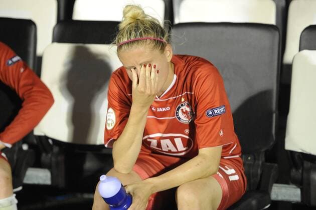 Anja Mittag (P), Frust, Fussball UEFA Champions League Finale der Frauen 2011, Olympique Lyon (LY) - 1.FFC Turbine Potsdam (P) am 26.05.2011 in London Grossbritanien, saison1011