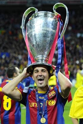 Finale Champions League FC Barcelona vs Manchester Utd winner Barcelona --- David Villa  o0 Pokal Trophäe Objekte kurios komik