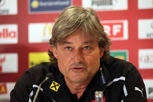 Cheftrainer Dietmar Constantini (AUT)