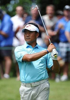 2 June 2011: K. J. Choi tees off during the Memorial Golf Tournament first round of play at Muirfield Village Golf Course in Dublin, OH. PGA Golf Herren JUN 02 Memorial First Round Icon154110602020 Objekte EDITORIAL USE ONLY