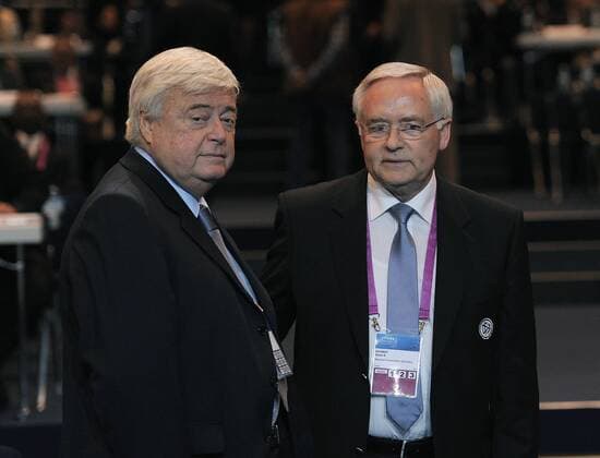 Fussball International 61. FIFA Kongress im Hallenstadion Zürich 01.06.2011 Ricardo Terra TEIXEIRA (Brasilien, FIFA-Exekutivkomitee) und Horst R Schmidt (Deutschland) 