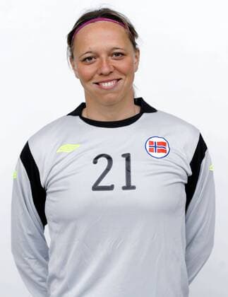 Football 10.06.2011, Porträttermin Nationalteam Norwegen: Caroline Knutsen 
