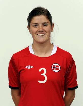 Football 10.06.2011, Porträttermin Nationalteam Norwegen: Maren Mjelde 
