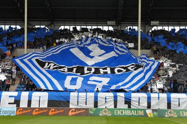 11.06.2011 Oberliga Baden-Wuerttemberg,SV Waldhof Mannheim, Choreographie der Fans des SV Waldhof Mannheim - ksp o0 Fanchoreographie Plakat, Fanplakat, Objekte Carl Benz Stadion