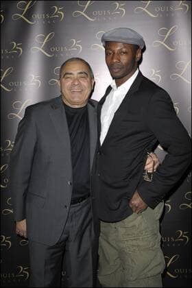 Michel Acaries und MC Solaar (Claude M Barali) - Feierlichkeit im Louis 25 LXXV in Paris Frankreich zum 10. Jubiläum des Karriereendes Bernard Lamas- JBAutissier 