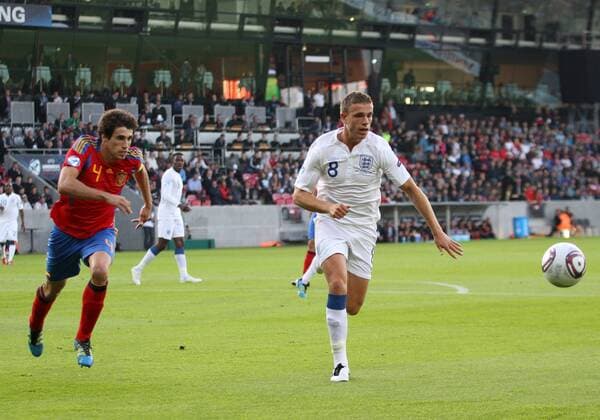 Englands Jordan Henderson in action UEFA U21 2011 Championship Group B Spain U21 v England U21 12th June, 2011 EDITORIAL USE ONLY. No use with unauthorised audio, video, data, fixture lists, club league logos or live services. Online in-match use limited to 120 images, no video emulation. No use in betting, games or single club league player publications.