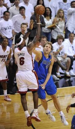 12 June 2011: Miami Heat LeBron James (6) and Dallas Mavericks Dirk Nowitzki during game 6 of the NBA Basketball Herren USA Finals between the Dallas Mavericks at the Miami Heat at the American Airlines Arena in Miami, Florida. NBA Basketball Herren USA JUN 12 NBA Basketball Herren USA Finals - Game 6 - Mavericks at Heat Icon35811061205196 EDITORIAL USE ONLY