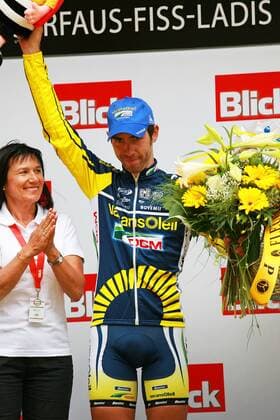Thomas DE GENDT ( BEL Vacansoleil - DCM Pro Cycling Team ) gewinnt die letzte Bergetappe der Tour de Suisse - Podium - Siegerehrung - Event: Tour de Suisse - Tour of Switzerland 2011 - 7. Etappe - Vaduz (FL) nach Serfaus Fiss Ladis 222.8 km - Location: Serfaus Fiss Ladis - Osttirol - Österreich - Europa - Datum: 17.06.2011 - Contact