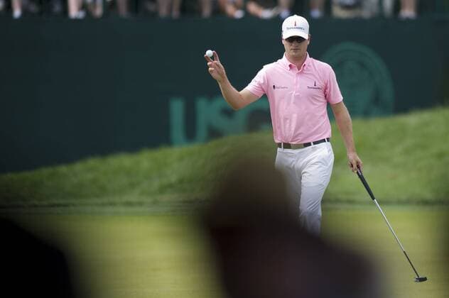 June 18, 2011 - Bethesda, Maryland, U.S. - ZACH JOHNSON acknowledges the audience on the 1st hole at Congressional Country Club during the third round of the U.S. Open in Bethesda, MD. Golf 2011- US Open Third Round - ZUMAmv2