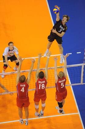 Volleyball Berlin 23.06.2011 World League Herren Deutschland (GER) - Russland (RUS) Sebastian Schwarz Taras Khtei (4) Alexander Volkov (18) Sergey Grankin (5)