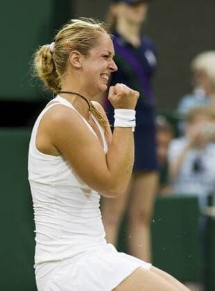 Tennis: Wimbledon Championship 2011, Sabine Lisicki from Germany is overjoyed after beating Na Li from China on Day Four of the Wimbledon Lawn Tennis Championships at the All England Lawn Tennis and Croquet Club, June 23, 2011, London, England. xHOCHxZWEIx xKirstenxHolstx