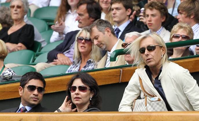 25.06.2011. Wimbledon, London. Martina Navratilova (R) All England Lawn Tennis and Croquet Club, London x  ActionPlus11187057 o0 privat