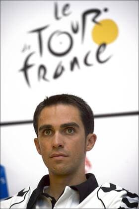 Alberto Contador (ESP Saxobank Sungard) Cyclisme : Conference de presse des equipes - Tour de France - 30.06.2011 - PhotoNews Panoramic 