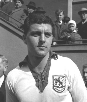 Erich Ribbeck (Wuppertaler SV), stieg 1962 mit dem WSV in die Oberliga West auf. o0 1961 1962 Portraet Aufstieg Aufsteiger Aufnahmedatum geschätzt,