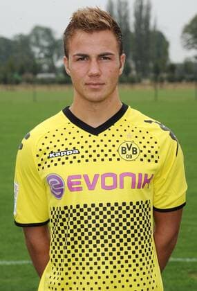 04-07-2011, Fussball, 1. Bundesliga, Saison 2011-2012, Offizieller Porträttermin von Borussia Dortmund, Mario Götze (Borussia Dortmund) BVB