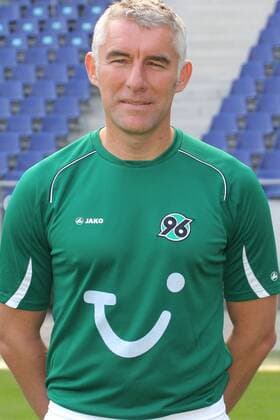 Hannover 96 1. BL Saison 2011 2012 - hier am 06.07.2011. Im Foto: Mirko Slomka Trainer.