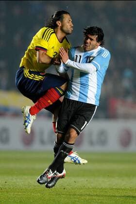 Santa Fe, Argentina - Colombia, Mario Yepes-Carlos Tevez 