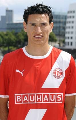 Fussball, Fototermin zur Bundesliga-Saison 2011 2012: Fortuna Düsseldorf: Karim Aouadhi.