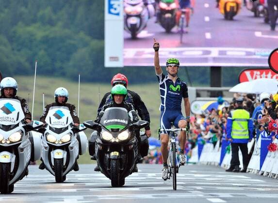RADSPORT - Tour de France 2011 SUPER-BESSE SANCY,FRANKREICH,09.JUL.11 - DIVERS, RADSPORT - Tour de France 2011, 8. Etappe, Aigurande - Super-Besse Sancy. Bild zeigt den Jubel von Rui Alberto Costa (POR). 