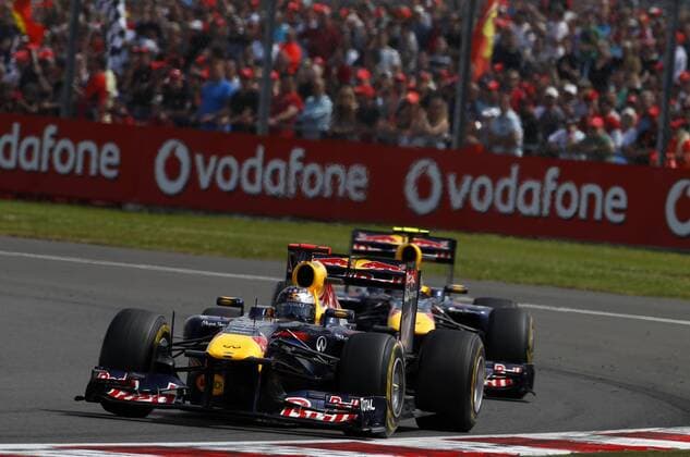 Motorsports: FIA Formula One World Championship 2011, Grand Prix of Great Britain, xHOCHxZWEIx