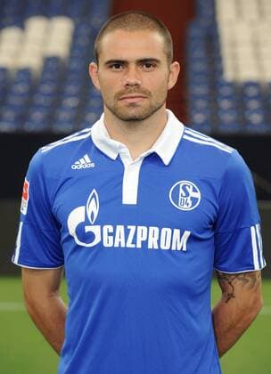 09-07-2011, Fussball, 1. Bundesliga, Saison 2011-2012, Portrait Termin vom FC Schalke 04, Edu (Schalke 04)