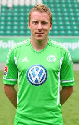 Patrick Ochs Aktion Portrait Portraet Porträt Einzelbild Freisteller 12.07.2011 VfL Wolfsburg Fußball Fussball Volkswagen Arena Mannschaftsfototermin Teamfototermin Herren DFL Bundesliga Saison 11 12