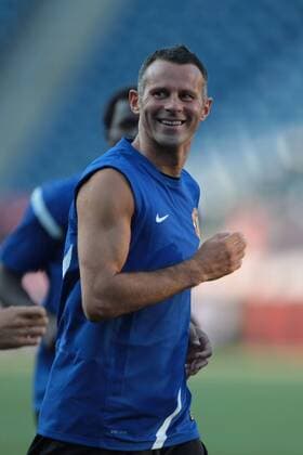 12 JUL 2011: Manchester United s Ryan Giggs (11). Manchester United practiced at Gillette Stadium in Foxborough, Massachusetts on July 12, 2011 as part of the Herbalife World Football Challenge. SOCCER: JUL 12 World Football Challenge - Manchester United Practice Icon482110712040 EDITORIAL USE ONLY