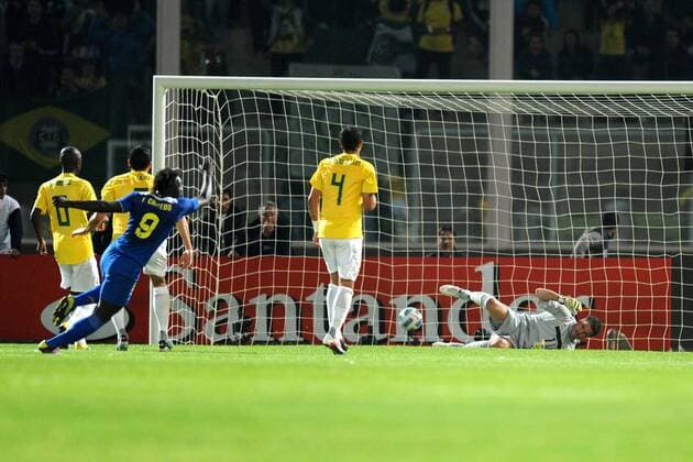 Cordoba, Brasilien - Ecuador: gol Felipe Caicedo 