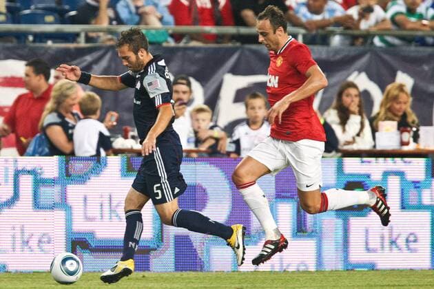 July 13, 2011 - Foxborough, Massachuestts, U.S - New England Revolution defender AJ Soares (5) drives the ball into position for a shot on goal in the first half of the match against Manchester United. Manchester United defeated the New England Revolution 4 - 1. MLS Fussball Herren USA 2011- July 13 - New England Revolution vs Manchester United - ZUMAx25