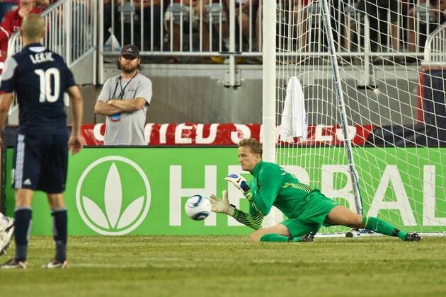 July 13, 2011 - Foxborough, Massachuestts, U.S - Manchester United goalkeeper Anders Lindegaard blocks a shot on goal in the first half of the match against the New England Revolution. Manchester United defeated the New England Revolution 4 - 1. MLS Fussball Herren USA 2011- July 13 - New England Revolution vs Manchester United - ZUMAx25