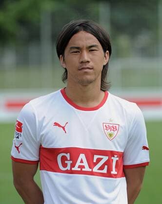 Fussball 1. Bundesliga 2011 2012 14.07.2011 Fototermin beim VfB Stuttgart Shinji Okazaki (VfB Stuttgart) 