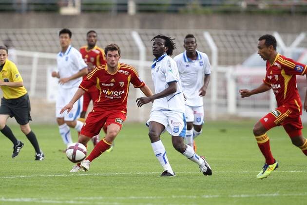 Pierre Ducasse contre Delvin Ndinga, AJ Auxerre - Racing Club Lens (RC), xGwendolineLeGoffx 