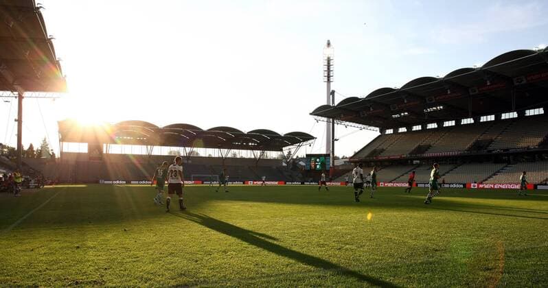 FUSSBALL - BL, Rapid vs Admira WIEN,AUSTRIA,16.JUL.11 - FUSSBALL - tipp3 Bundesliga powered by T-Mobile, SK Rapid Wien vs FC trenkwalder Admira. Bild zeigt das Hanappi-Stadion. Keywords: Wien Energie, Geisterspiel. 