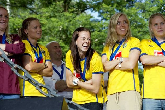 Empfang Göteborg 20110718: Schwedisches Damen Nationalteam in Göteborg auf dem Götaplatsen Lotta Schelin KP0300003 