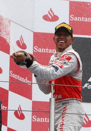 Formula 1 GP, Germany, Nürburgring, 24.07.11, Lewis Hamilton, McLaren Mercedes, Sieger, o0 Siegerehrung Sponsor, Werbepartner, Werbung, Wirtschaft Santander