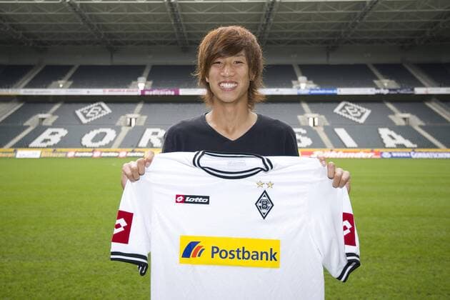 Yuki OTSU, Borussia Mönchengladbach, mit Trikot, Fussball 1. Bundesliga, Vorstellung Yuki OTSU bei Borussia Mönchengladbach, am 26.07.2011 in Mönchengladbach, 