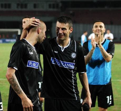 FUSSBALL - UEFA CL Quali, Zestafoni vs Sturm TIFLIS,GEORGIEN,26.JUL.11 - FUSSBALL - UEFA Champions League, Qualifikation, FC Zestafoni vs SK Sturm Graz. Bild zeigt den Jubel von Patrick Wolf, Milan Dudic und Darko Bodul (Sturm). 