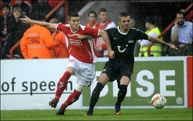LIEGE 27 07 2011 CHAMPIONS LEAGUE qualification: SEBASTIEN POCOGNOLI - STANDARD Lüttich vs FC ZÜRICH - 27 07 2011 PHOTONEWS PANORAMIC 