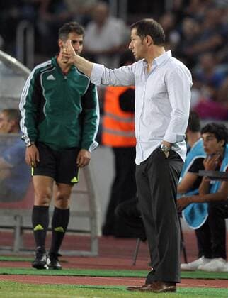 FUSSBALL - UEFA CL Quali, Zestafoni vs Sturm TIFLIS,GEORGIEN,26.JUL.11 - FUSSBALL - UEFA Champions League, Qualifikation, FC Zestafoni vs SK Sturm Graz. Bild zeigt Trainer Franco Foda (Sturm).