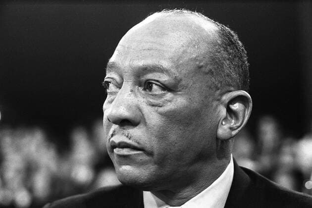Jesse OWENS, USA, Leichtathlet, Sprinter, Weitspringer, Weitsprung, hier beim Olympiatreffen in München am 08.03.1969, SW-Aufahme, Porträt, Portrait, leicht seitlich, o0 Leichtathletik