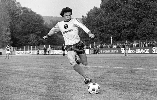 Friedhelm Häbermann (Eintracht Braunschweig) Aktion Freisteller Einzelbild Aufnahmedatum geschätzt