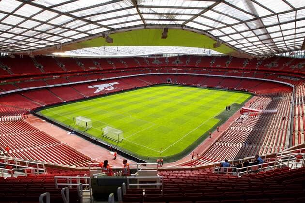 A general view of Emirates Stadium, home of Arsenal FC London. 30th July, 2011 EDITORIAL USE ONLY. No use with unauthorised audio, video, data, fixture lists, club league logos or live services. Online in-match use limited to 120 images, no video emulation. No use in betting, games or single club league player publications. o0 Sportstätte totale Stadion