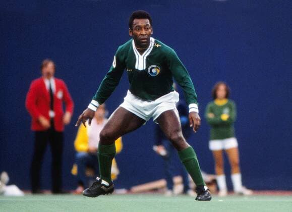 Football : Pele (Cosmos) during Pele s last game. 01 11 1977 - New York Cosmos vs Santos FC -. Pele s last Game. at Giants stadium New York 