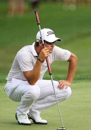 August 05 2011: Adam Scott looking at his putt during the World Golf Championships-Bridgestone Invitational second round of play at Firestone Country Club in Akron, OH. PGA Golf Herren AUG 05 WGC Bridgestone Invitational - Second Round Icon1108051569 EDITORIAL USE ONLY