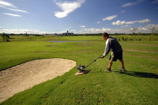 The longest golf course in Europe is being build in Karvina - Lipiny, Czech Republic on Aug. 9, 2011. The course will have 9 holes and will be 7km long. (CTKxPhoto DrahoslavxRamik)  CTKPhoto21201108090508101 o0 Pflege Platzpflege Rasen Greenkeeper Platzwart greenkeeping