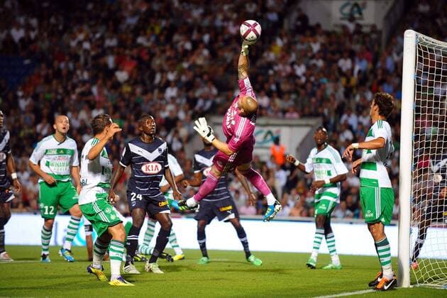 Abdou Traore (Bordeaux) Stephane Ruffier Jeremy Clement (Saint Etienne) Football : Girondins Bordeaux vs. AS Saint Etienne- Ligue 1 - 07.08.2011 - AnthonyBibard Panoramic 