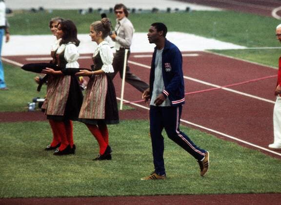 Athletics : 400m Final Presentation. Vincent Matthews ( USA Winner) Casualy swings his medal afterwards. Unfortunately, this tarnished the Presentation and Matthews were suspended after the medal ceremony. They were talking to each other and fidgeting while the US national anthem played, leading many to believe it was a Black Power protest Mens 400m final Munich Olympics 1972 07 09 1972 