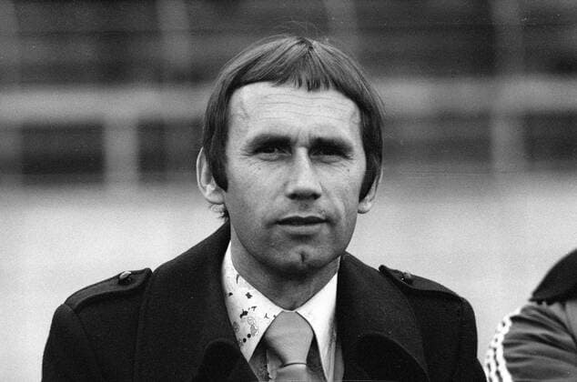 Henk van Meteren Trainer beim VfL Wolfsburg - hier im Spiel VfL Wolfsburg gegen den OSV Hannover am 25.04.1979.